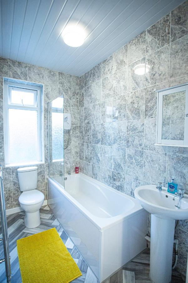 Cheerful 3 Bedroom Home With Netflix And Wi-Fi Middleton  Exterior photo